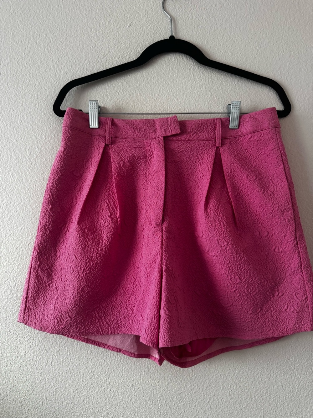NWT Pink Textured High-Waist Women’s Shorts